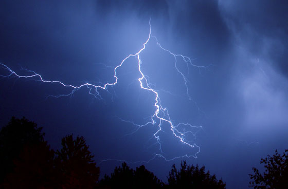 Thunderstorm above Bern 
 August 2011 
 f8.0, 30 seconds 
 ISO 500